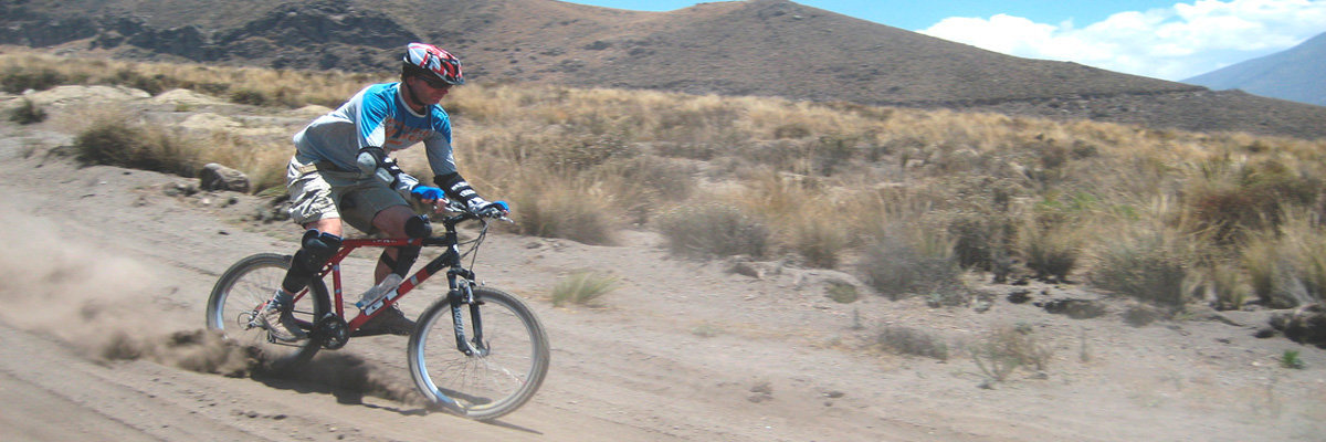 Descida de Bicicleta pelo Chachani en Arequipa