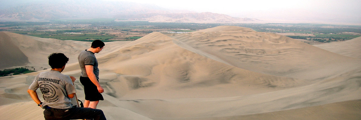 Tour  na Lagoa de Huacachina en Nazca