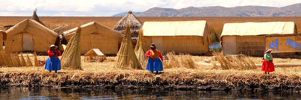 Tour pelas Ilhas flutuantes de Uros en Puno